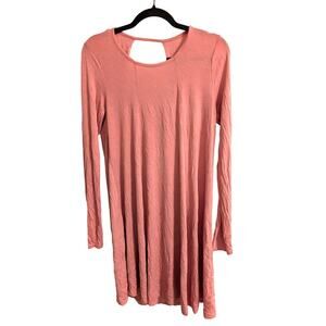 Charlotte Russe Women’s Cut Out Above Knee Flowing Shift Dress Pink Size M